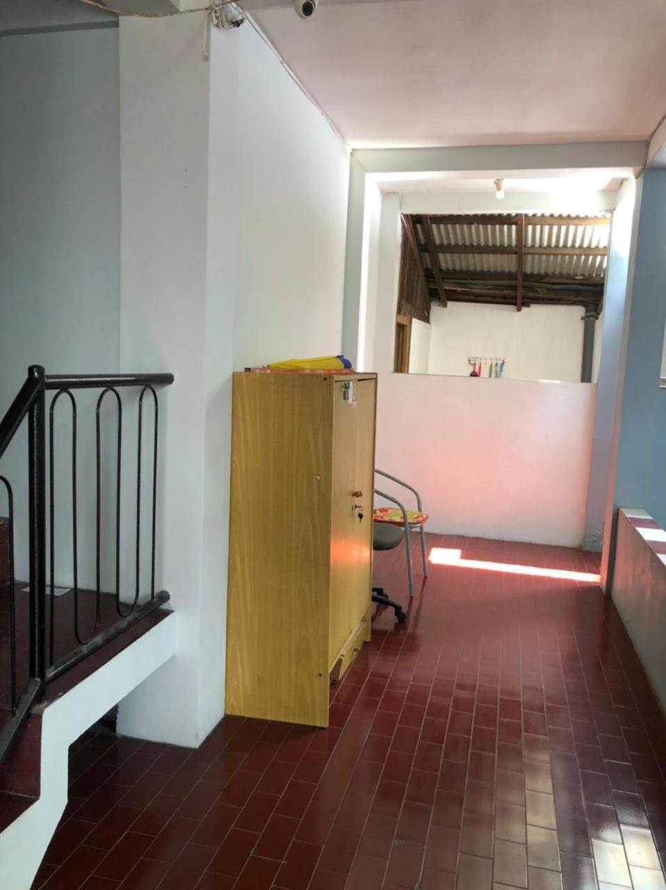 Oyo 90482 Rumah Oma Syariah Kupang  Экстерьер фото